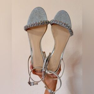 Jewel Badgley Mischka Silver Glitter Open-Toe Heels with Crystal Strap